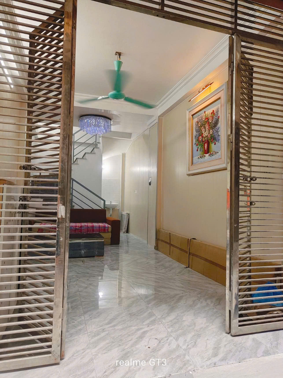 Cho thuê nhà ngõ ô tô Đường Phú Diễn, 5 tầng x 25m2, 5PN, 10 Triệu ở hộ gđ, Full đồ - Ảnh 1